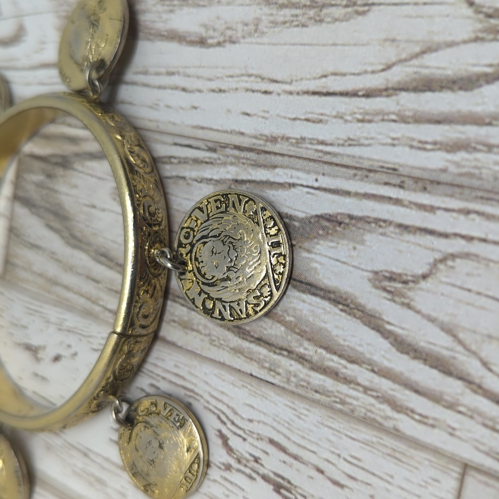 Whiting and Davis Vintage Coin Hinged Bracelet - Picture 7 of 12